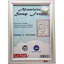 Picture of LE'STAT ALUMINIUM POSTER FRAME A4