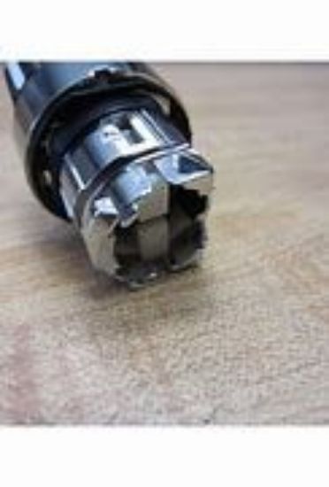 Picture of Limit Switch Omron D4B1116N 562656